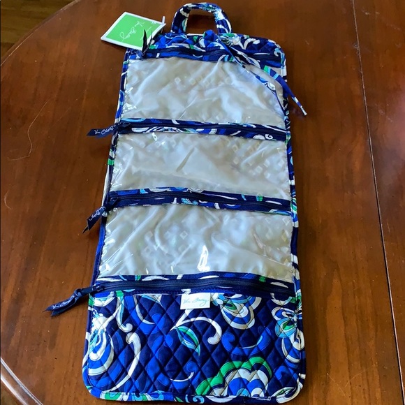 Vera Bradley 4 zippered pocket organizer NWT❣️ - Picture 2 of 7